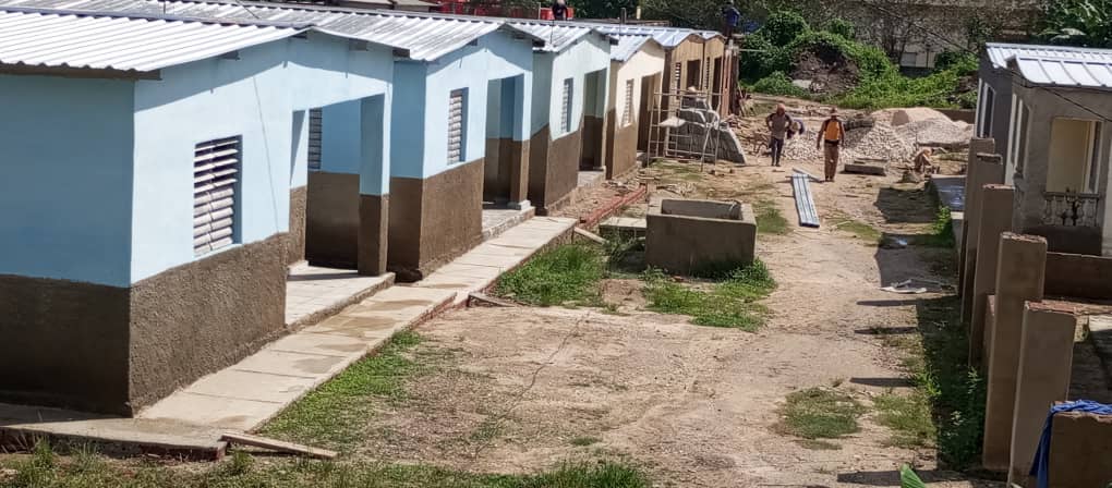 Información de la Vivienda 0 (0)